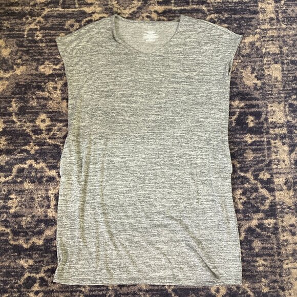 Time and Tru Gray Dress With Pockets - Loose and stretchy - Size Medium - Picture 4 of 7